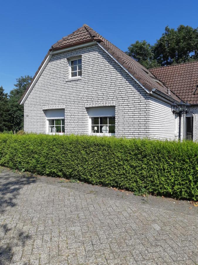 Monteurzimmer Ausma Boen 2 - Vakantiehuis Rust & Ruimte Bunde  ภายนอก รูปภาพ