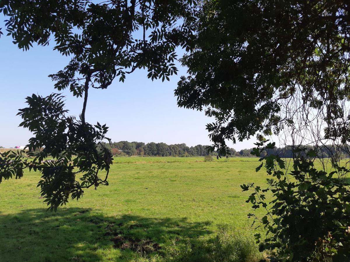 Monteurzimmer Ausma Boen 2 - Vakantiehuis Rust & Ruimte Bunde  ภายนอก รูปภาพ