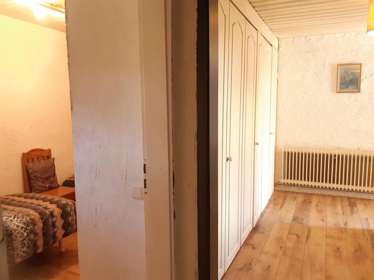 Monteurzimmer Ausma Boen 2 - Vakantiehuis Rust & Ruimte Bunde  ภายนอก รูปภาพ