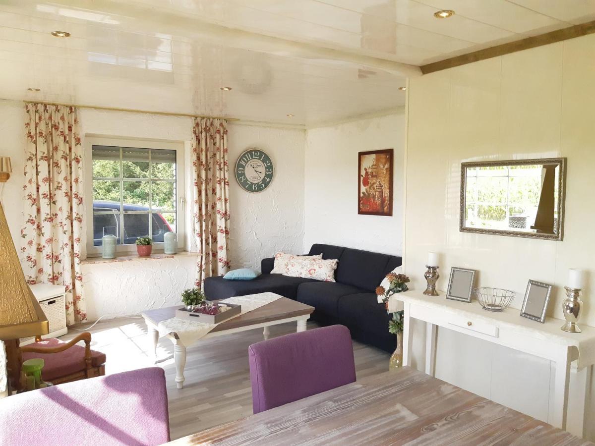 Monteurzimmer Ausma Boen 2 - Vakantiehuis Rust & Ruimte Bunde  ภายนอก รูปภาพ