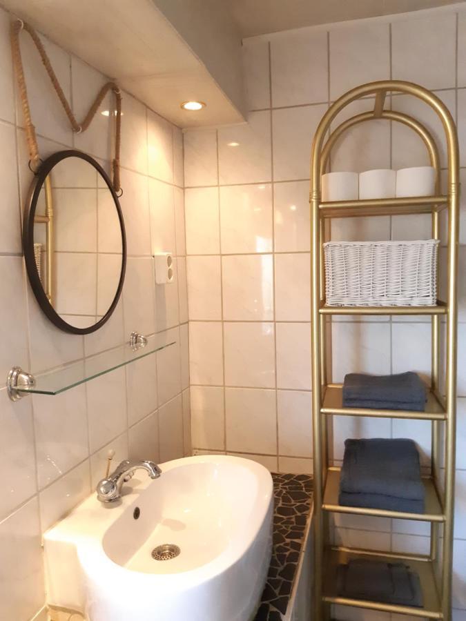 Monteurzimmer Ausma Boen 2 - Vakantiehuis Rust & Ruimte Bunde  ภายนอก รูปภาพ