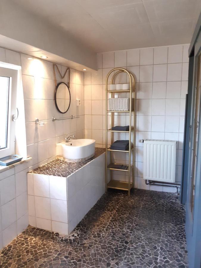 Monteurzimmer Ausma Boen 2 - Vakantiehuis Rust & Ruimte Bunde  ภายนอก รูปภาพ