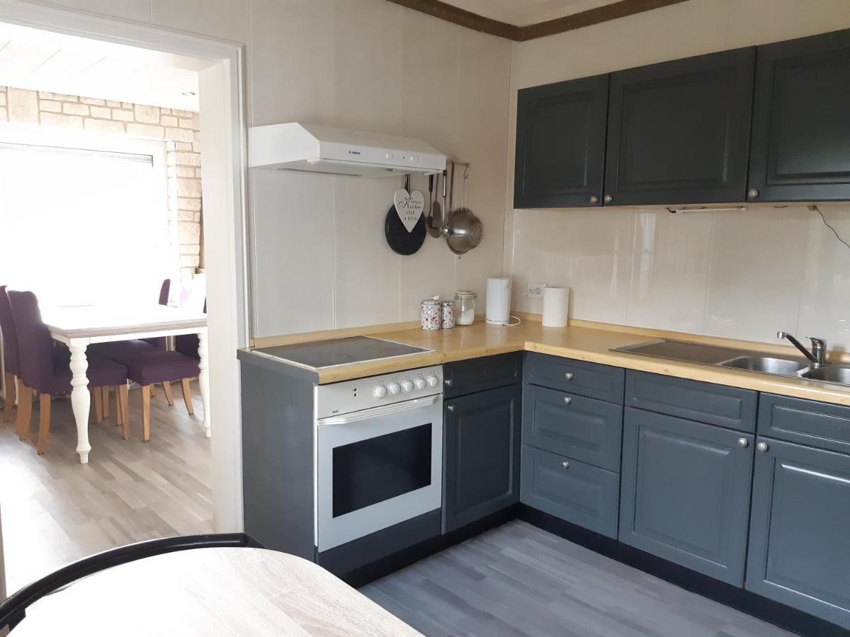 Monteurzimmer Ausma Boen 2 - Vakantiehuis Rust & Ruimte Bunde  ภายนอก รูปภาพ